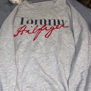 Women’s gray Tommy hill figure sweater